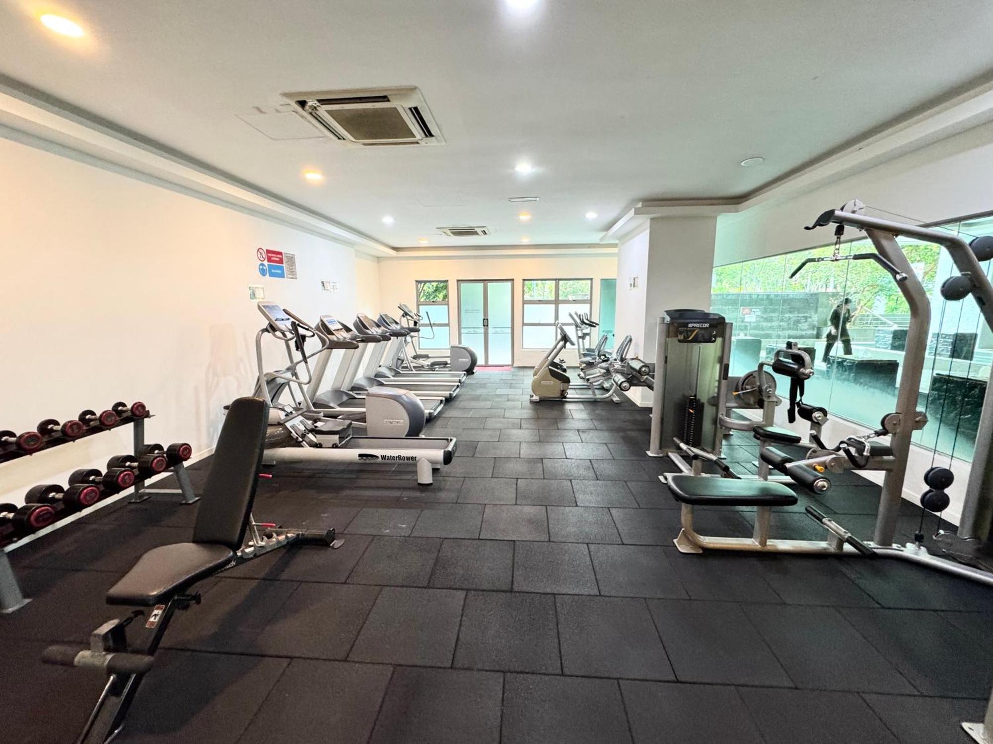 Apartment 8 Klcc 5 Minutes To Jalan Alor Street Bukit Bintang Pavilion 10 Pax 3r2b Kuala Lumpur
