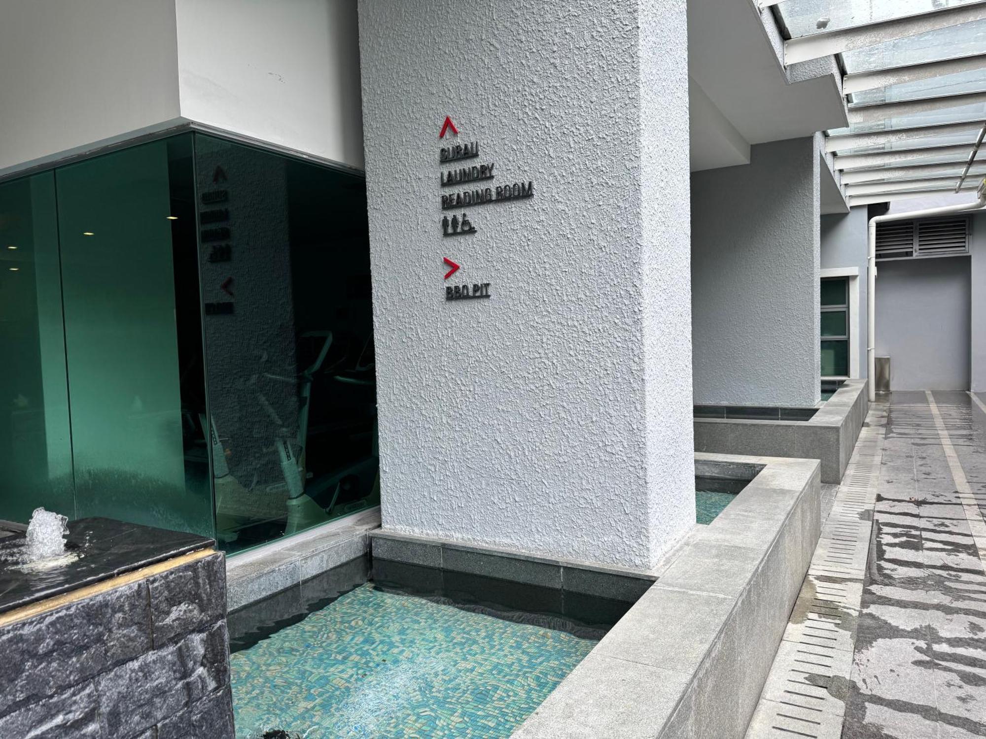 8 Klcc 5 Minutes To Jalan Alor Street Bukit Bintang Pavilion 10 Pax 3r2b Apartment